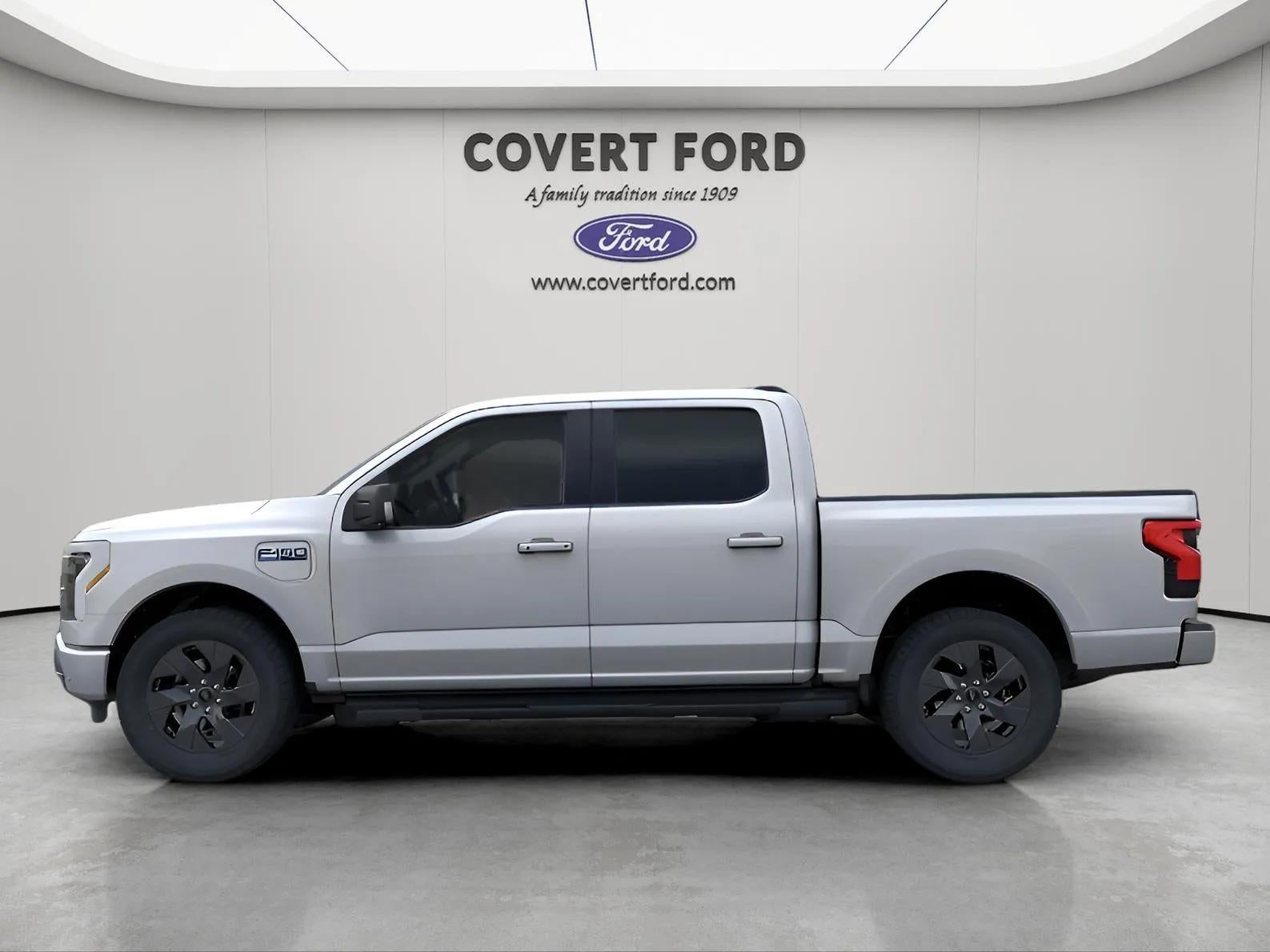 2025 Ford F-150 Lightning Flash