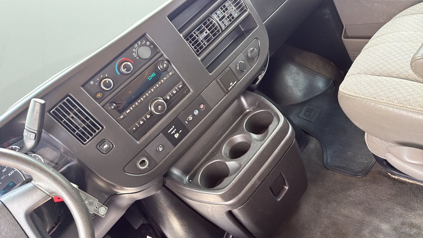 2018 Chevrolet Express 3500 LT Passenger