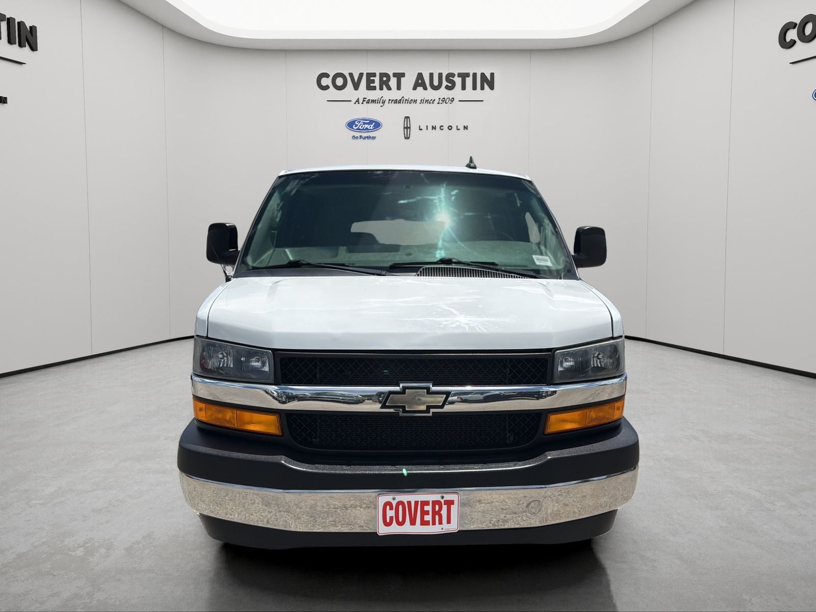 2018 Chevrolet Express 3500 LT Passenger
