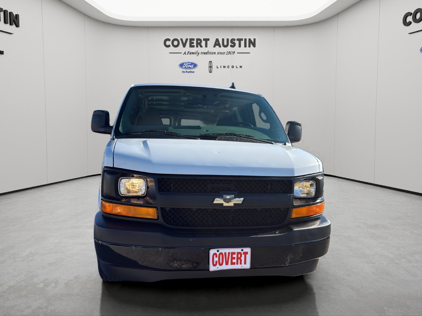 2017 Chevrolet Express 2500 Work Van Cargo
