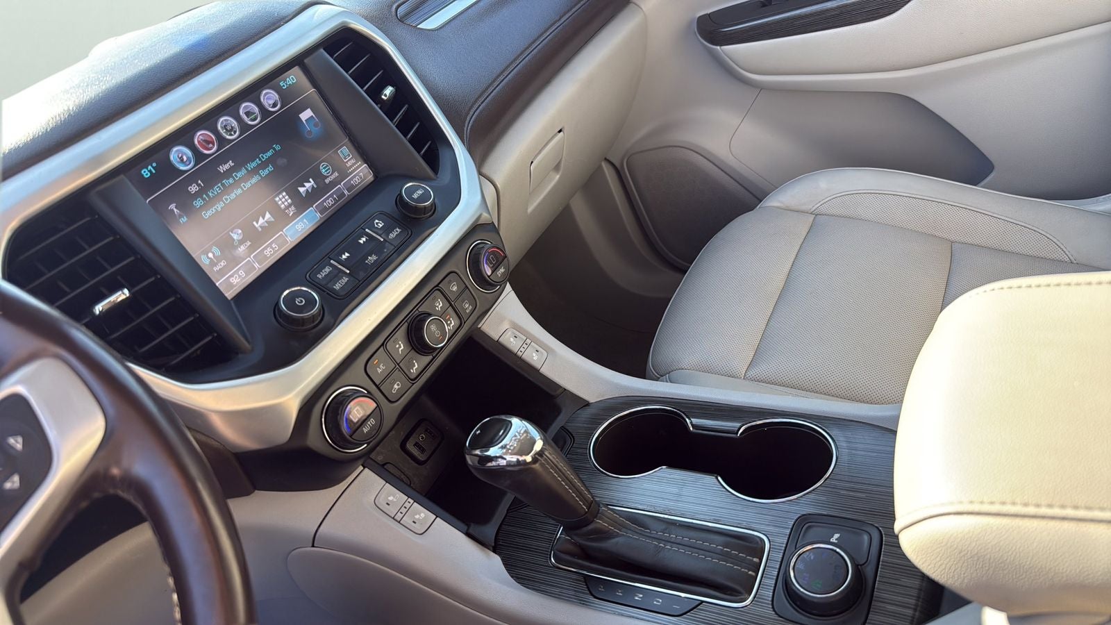 2018 GMC Acadia SLT-1
