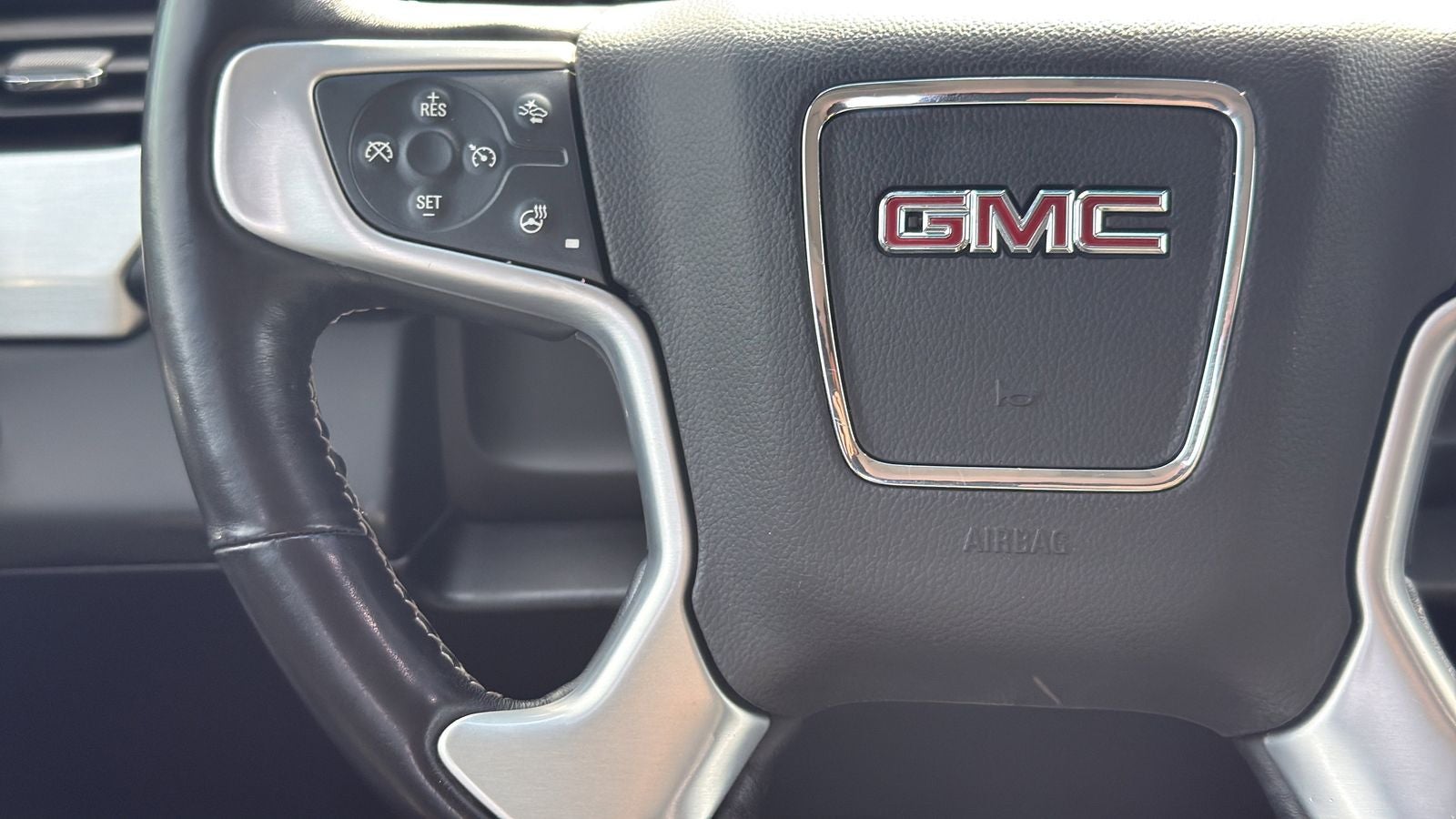 2019 GMC Yukon XL SLT