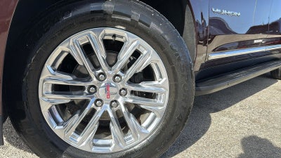 2022 GMC Yukon XL SLT
