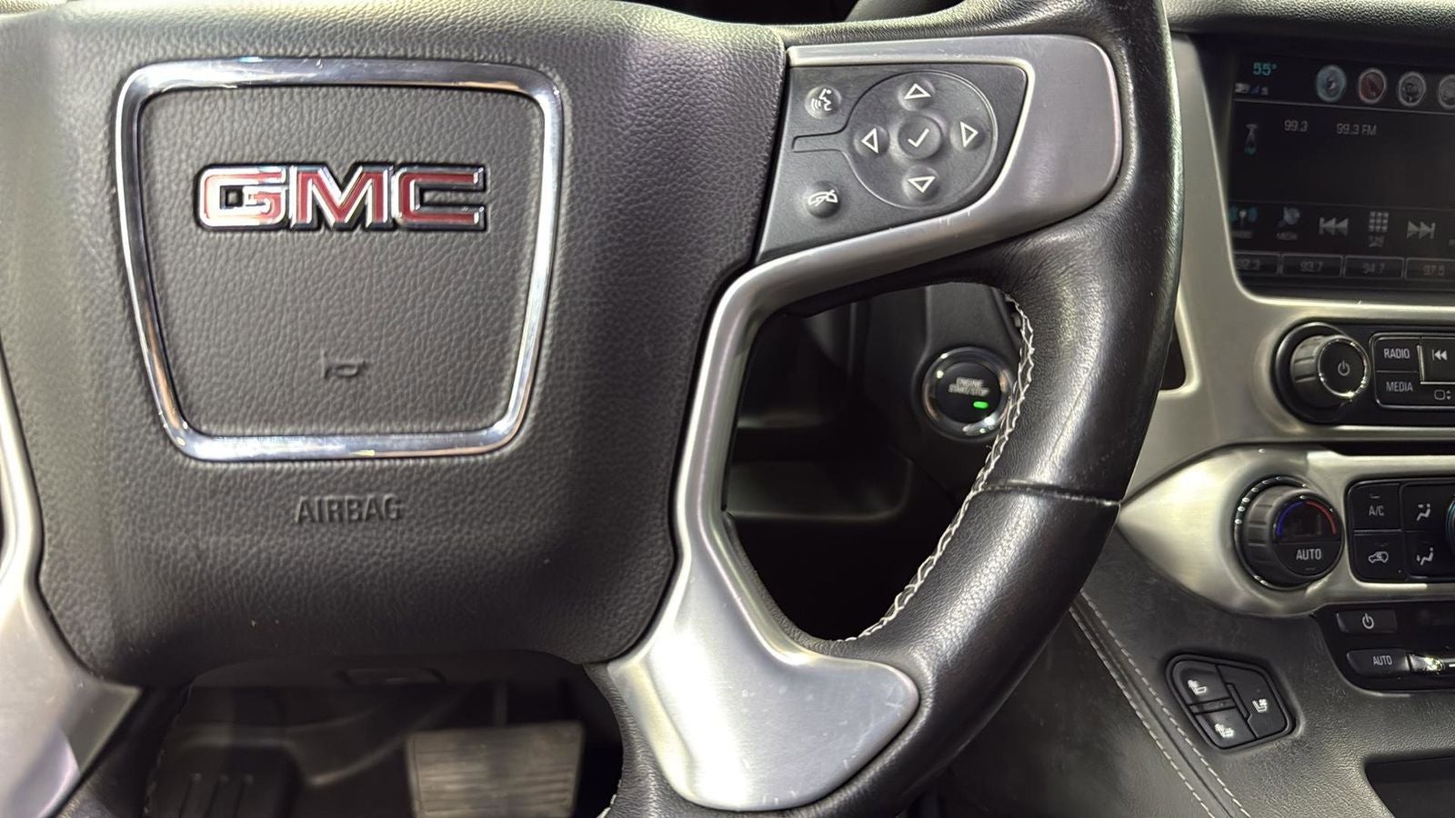 2019 GMC Yukon XL SLT