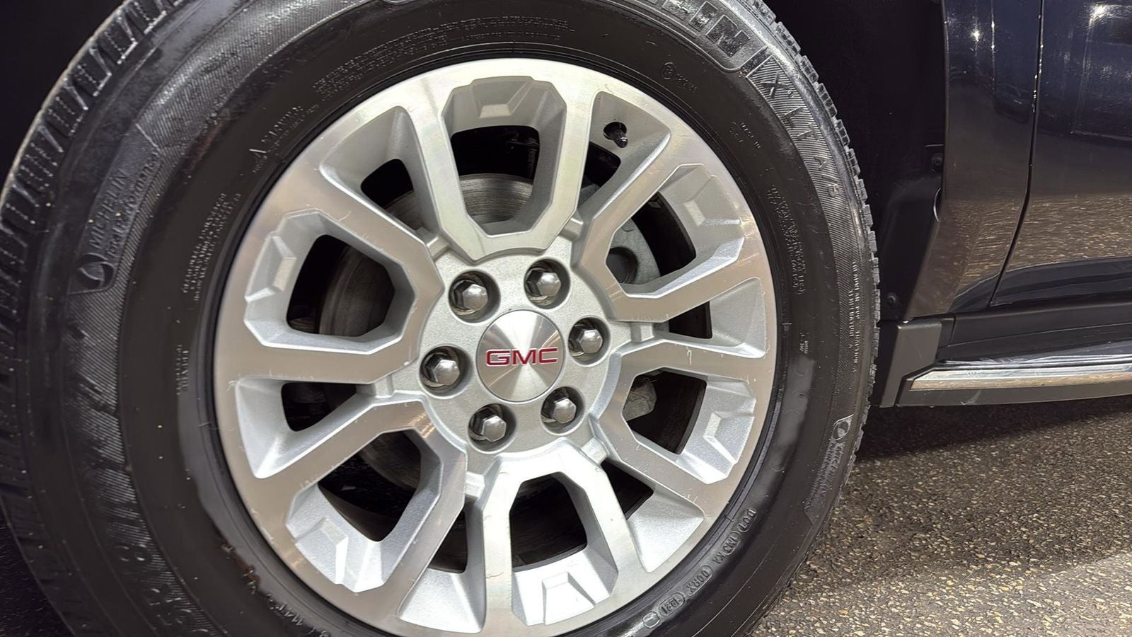 2019 GMC Yukon XL SLT