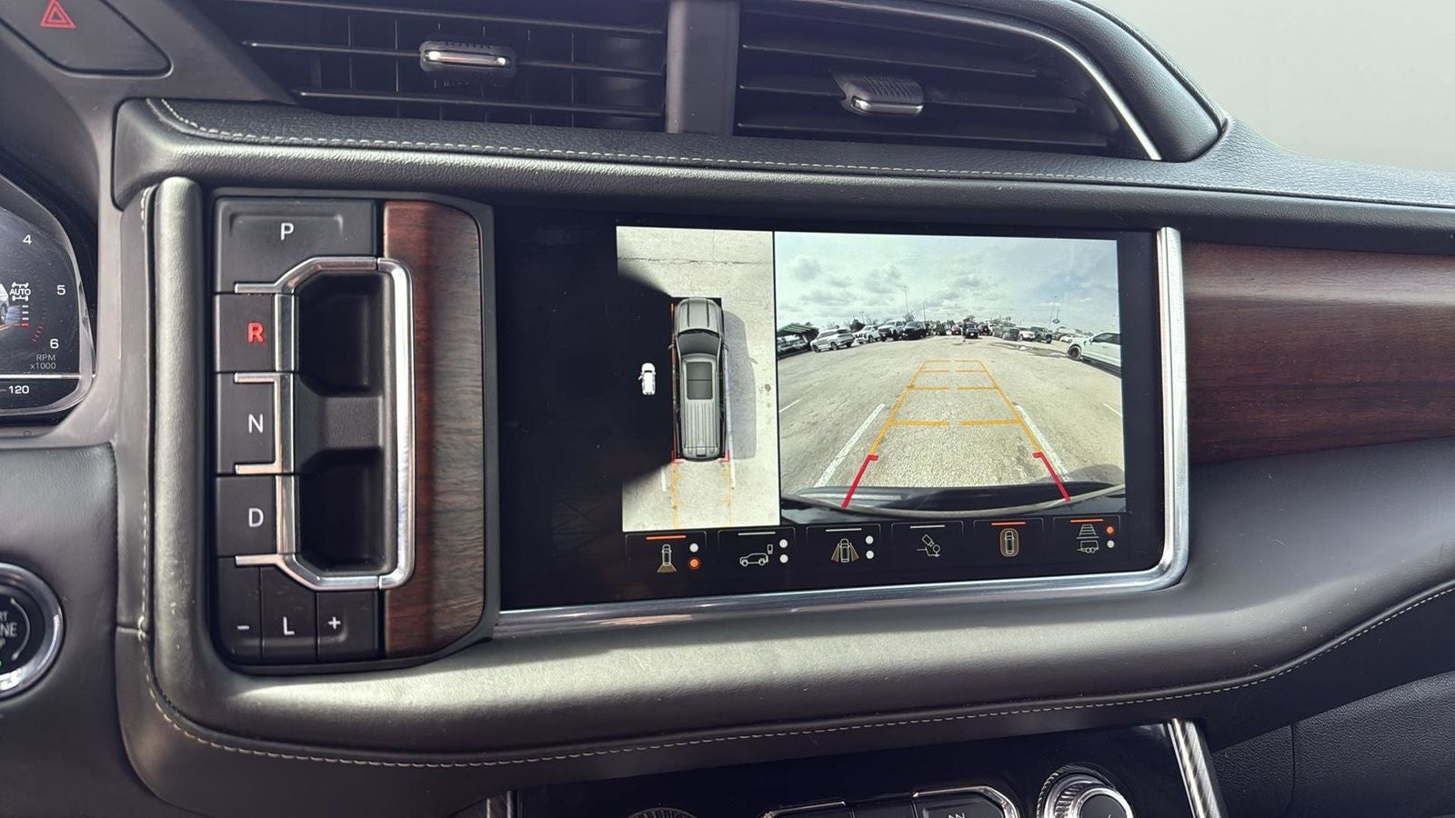 2023 GMC Yukon XL Denali Ultimate