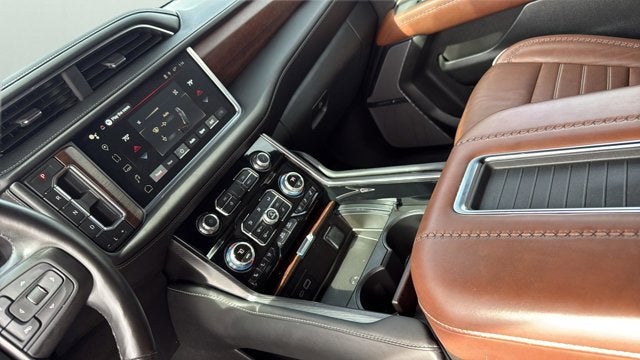 2023 GMC Yukon XL Denali Ultimate