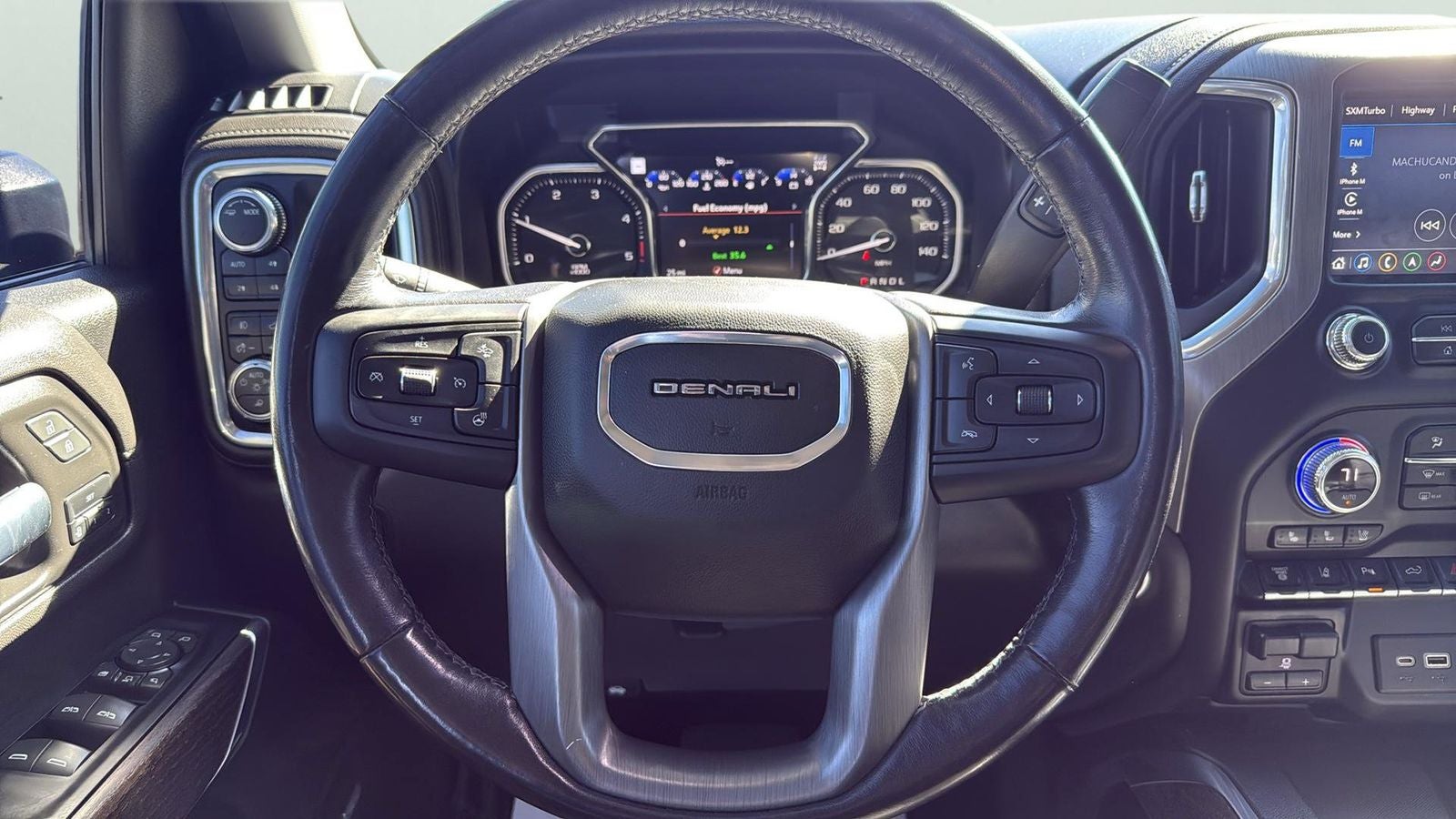 2022 GMC Sierra 2500HD Denali