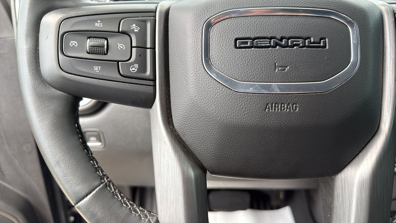2023 GMC Sierra 3500HD Denali