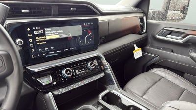 2025 GMC Sierra 2500HD Denali