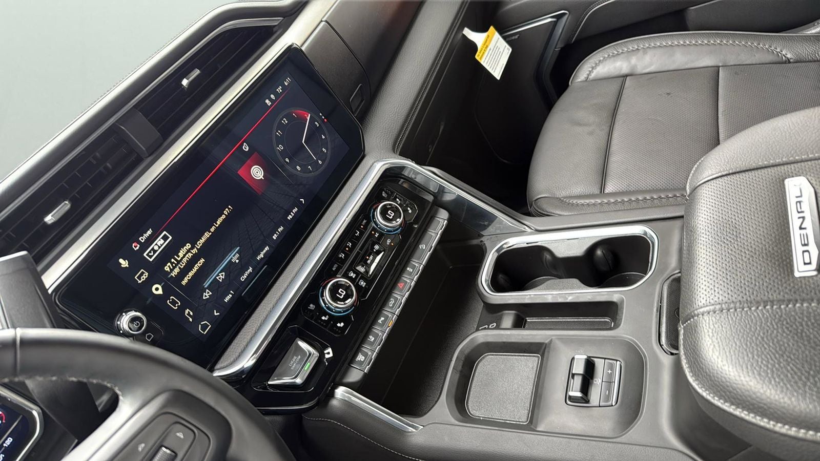 2025 GMC Sierra 2500HD Denali