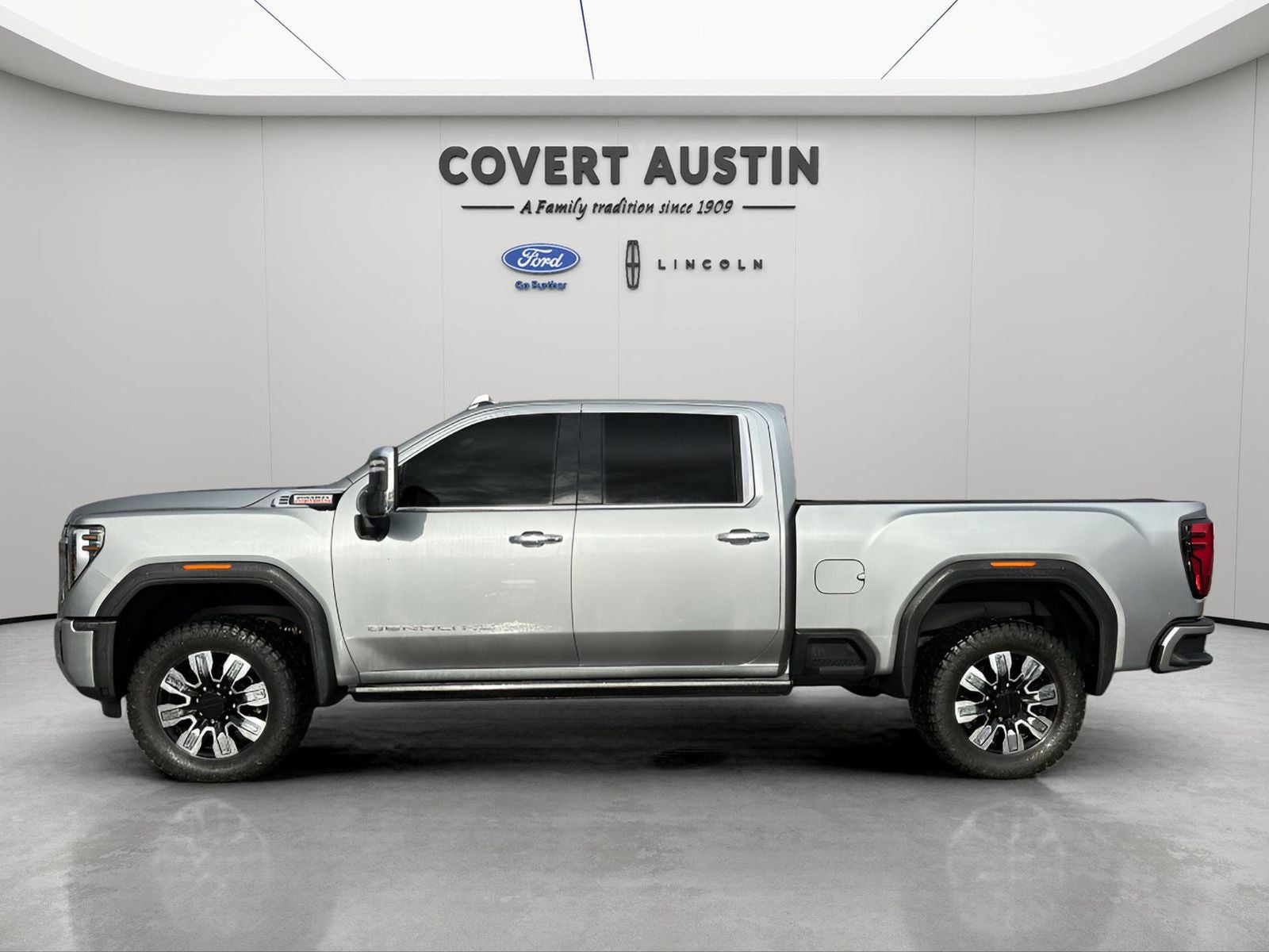 2025 GMC Sierra 2500HD Denali