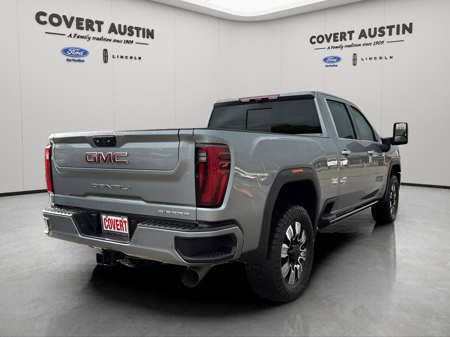 2025 GMC Sierra 2500HD Denali