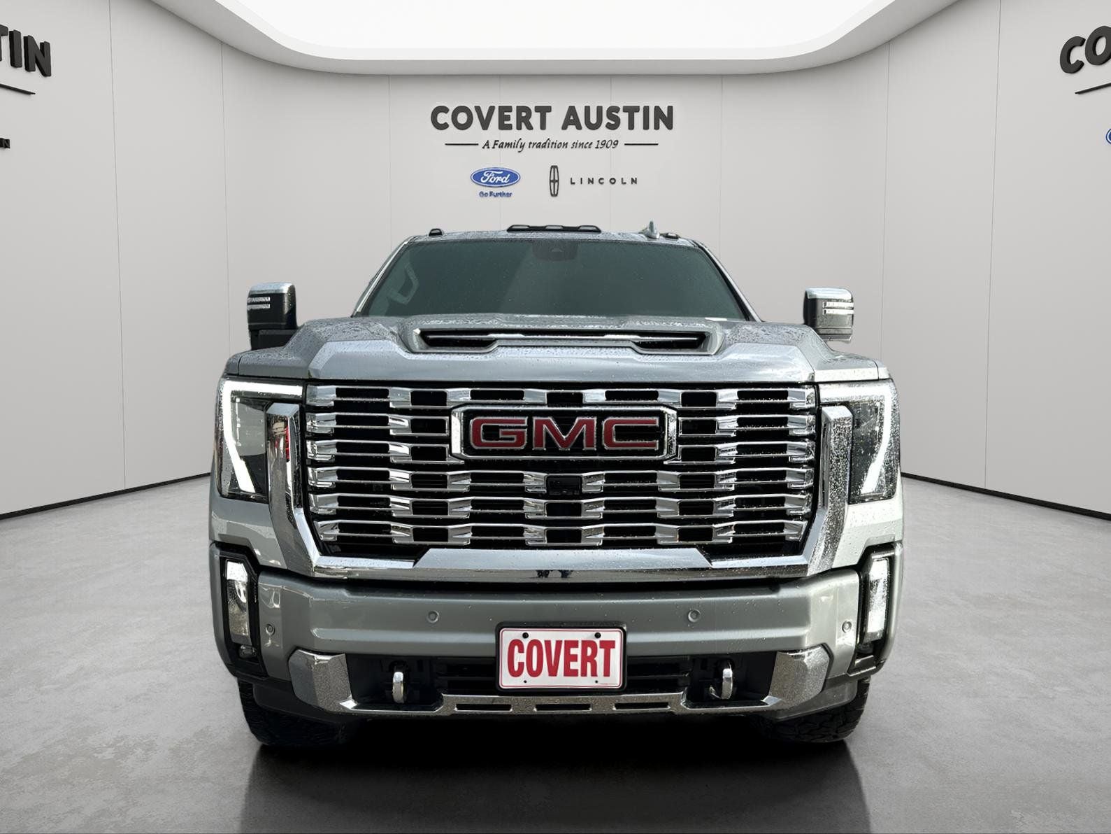 2025 GMC Sierra 2500HD Denali