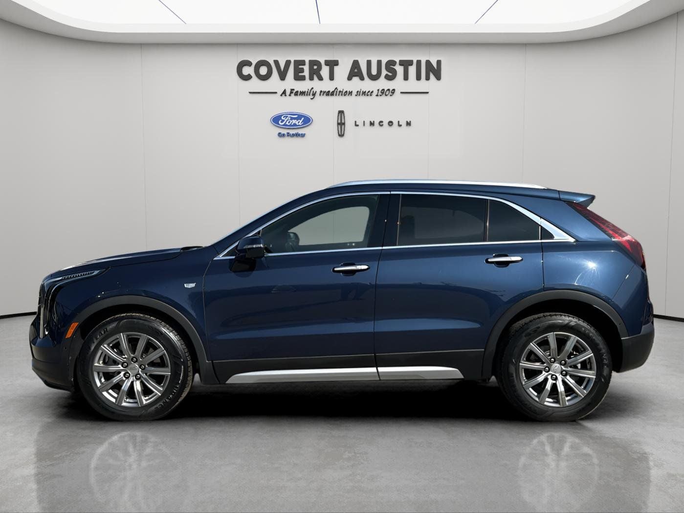 2020 Cadillac XT4 Premium Luxury