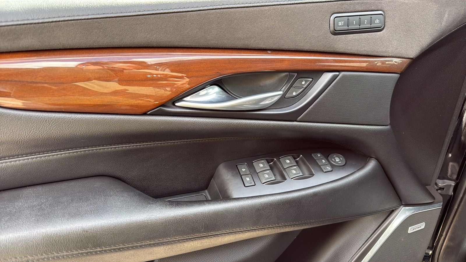 2018 Cadillac Escalade Luxury