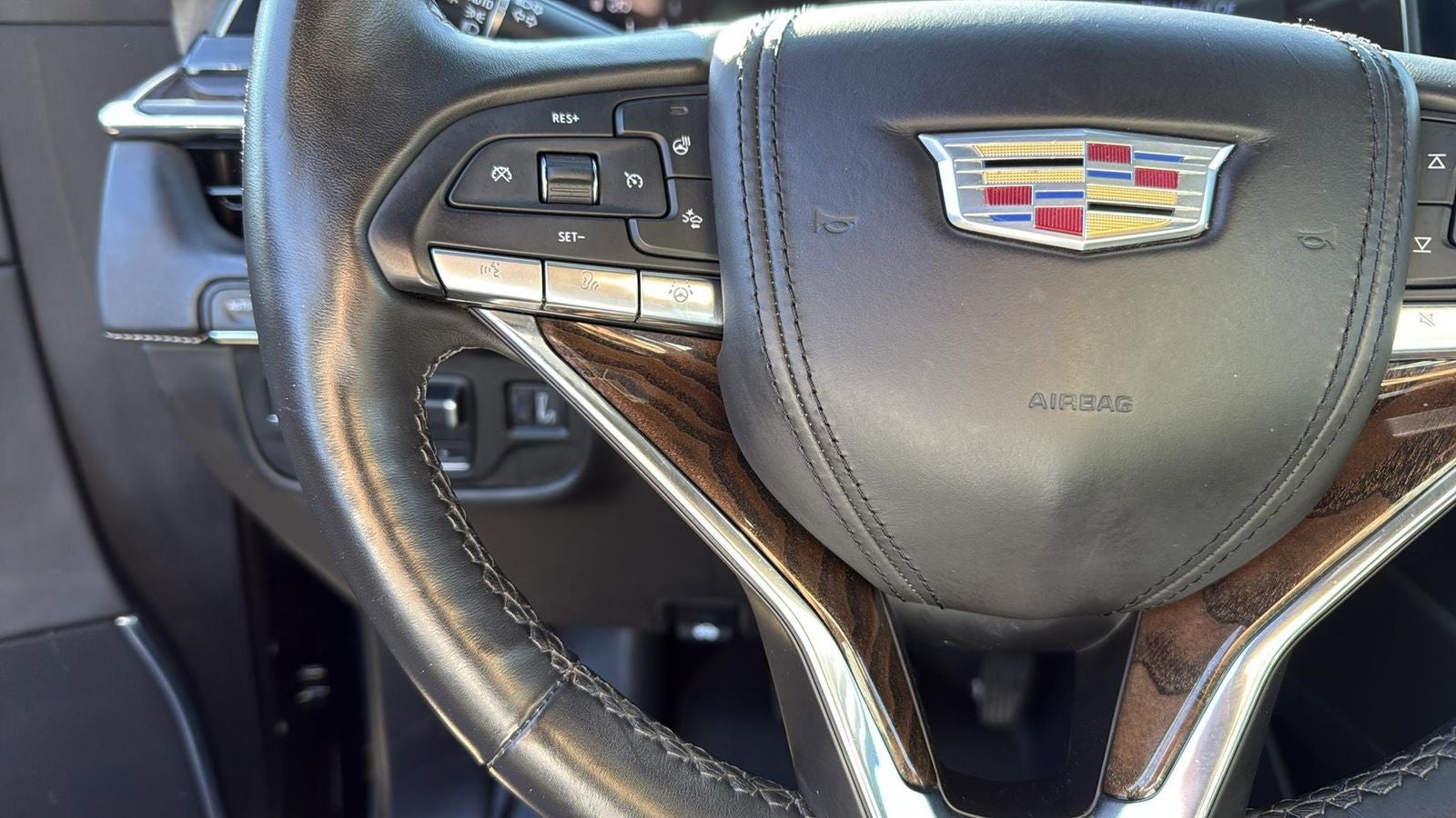 2023 Cadillac Escalade Premium Luxury Platinum