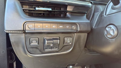 2023 Cadillac Escalade Premium Luxury Platinum