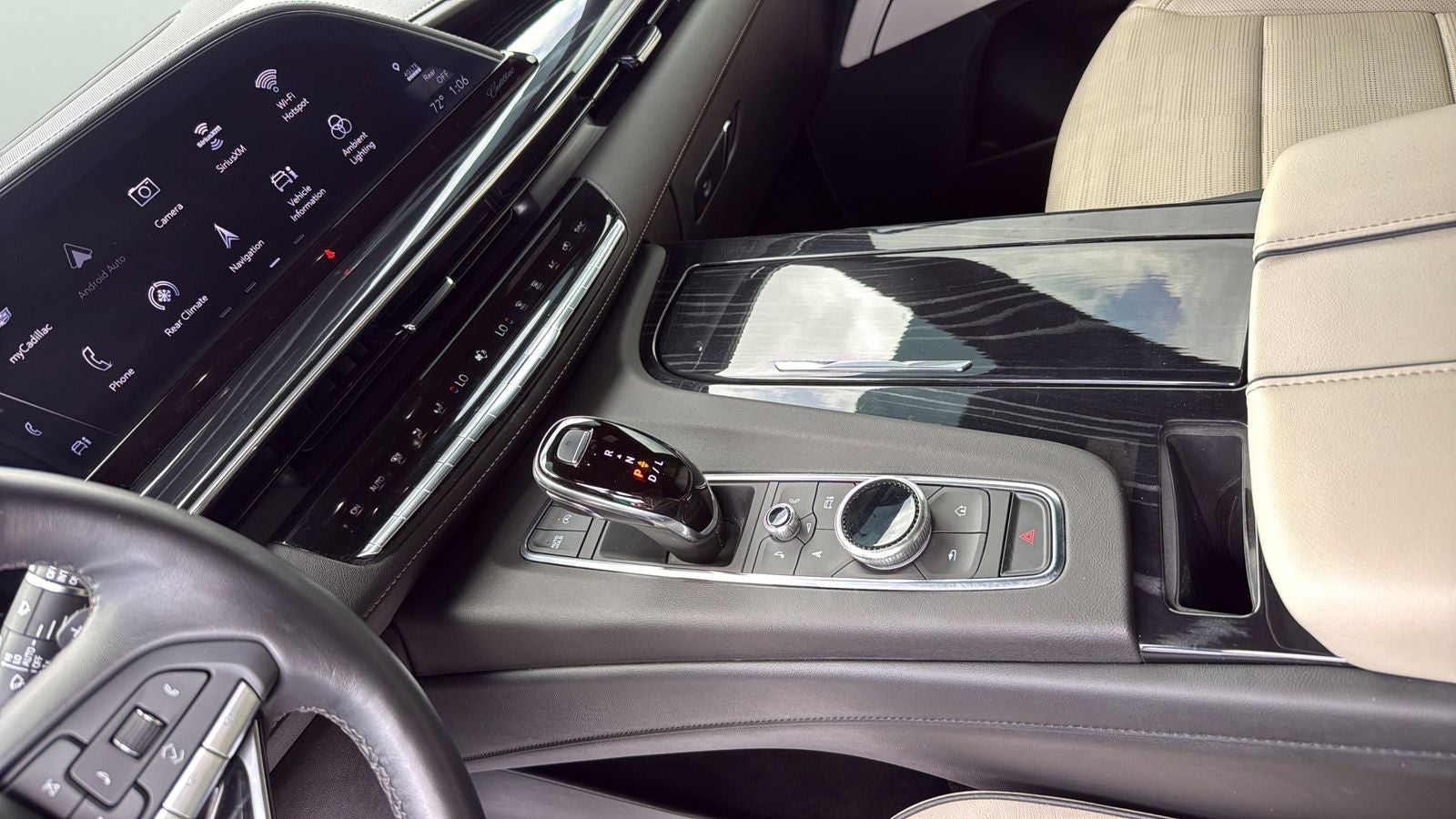 2024 Cadillac Escalade ESV Sport