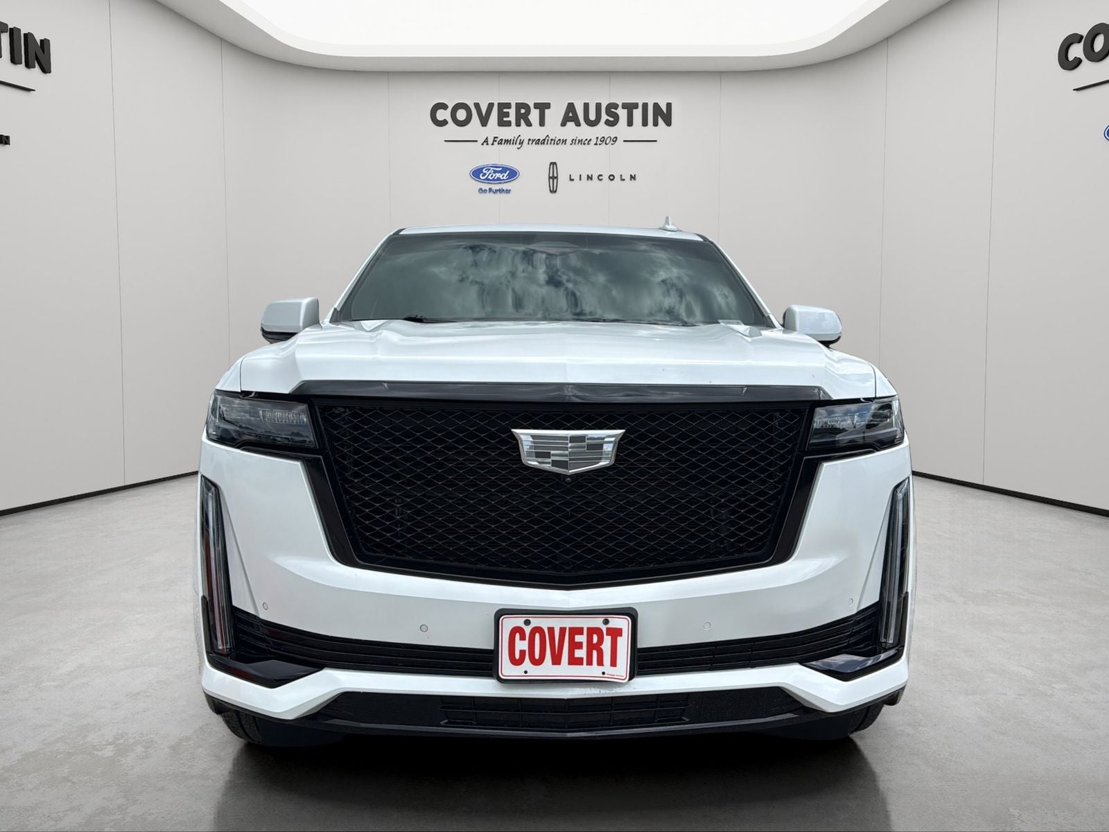 2024 Cadillac Escalade ESV Sport