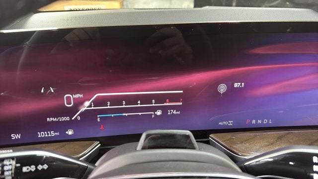 2025 Cadillac Escalade Sport Platinum