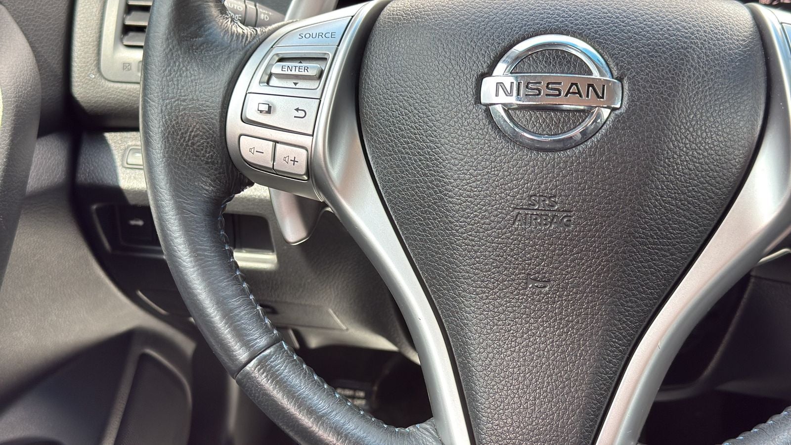 2016 Nissan Altima 2.5 SR