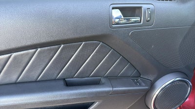 2012 Ford Mustang V6 Premium