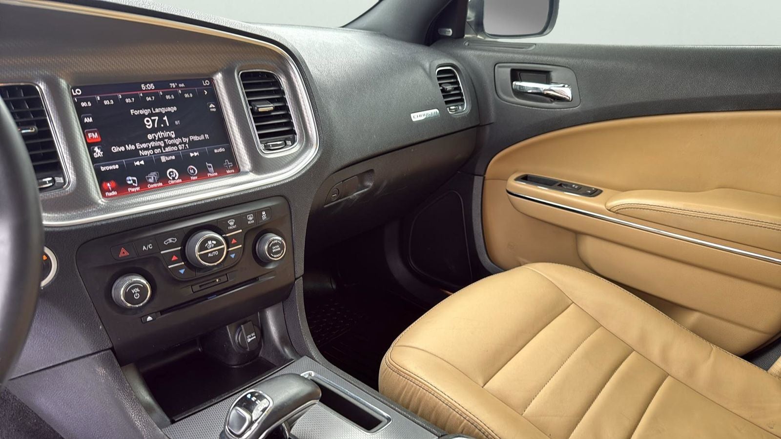 2013 Dodge Charger SXT