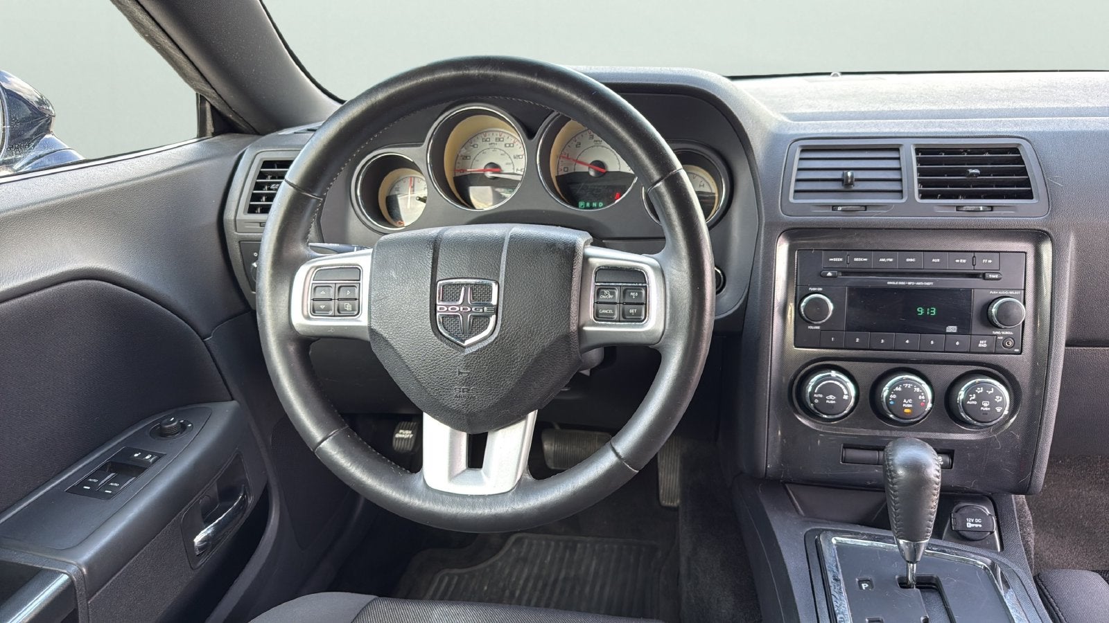 2014 Dodge Challenger SXT