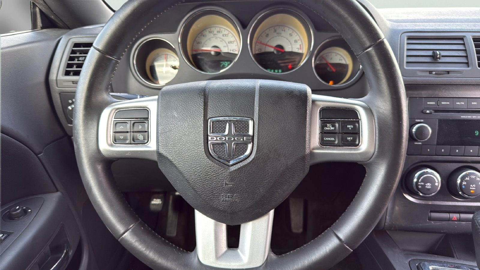 2014 Dodge Challenger SXT