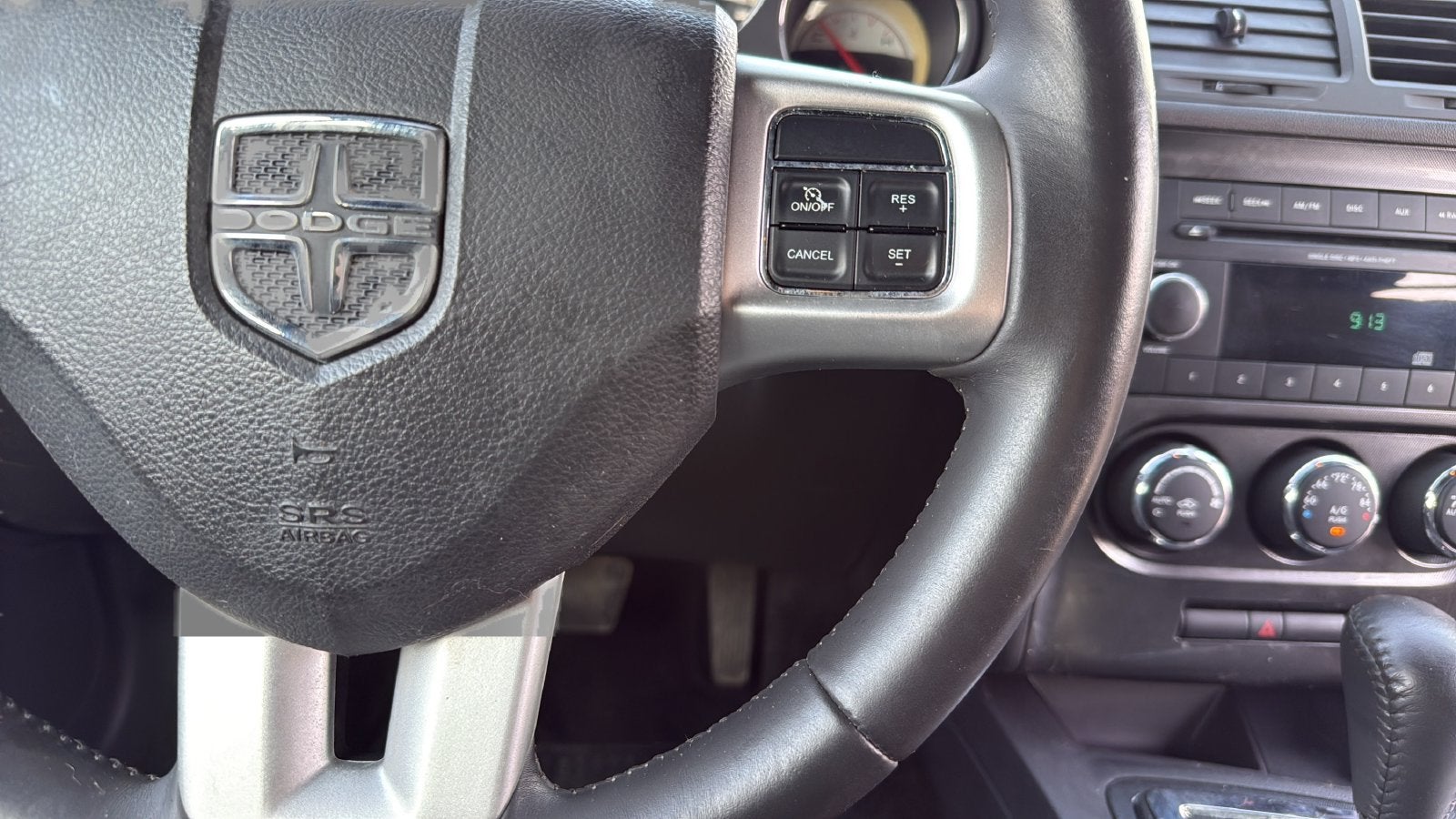2014 Dodge Challenger SXT