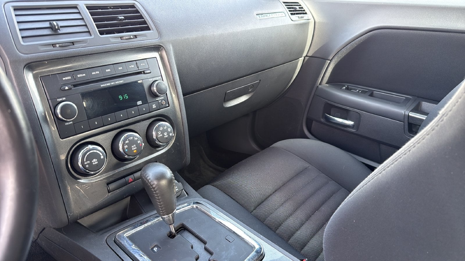 2014 Dodge Challenger SXT