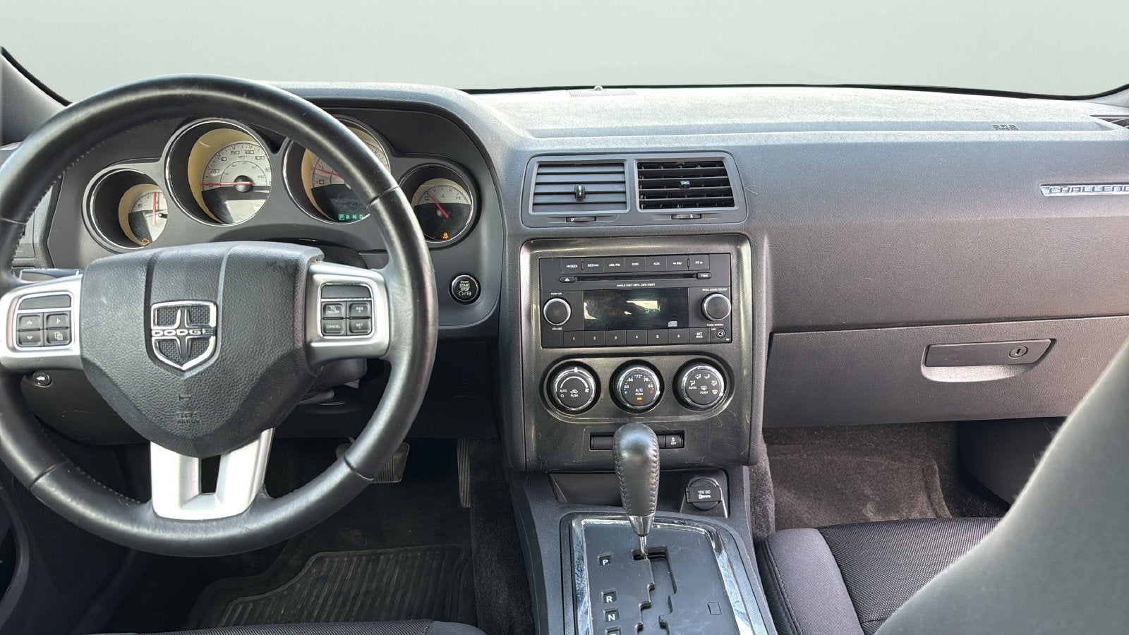 2014 Dodge Challenger SXT