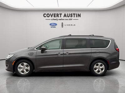 2018 Chrysler Pacifica Hybrid Touring Plus