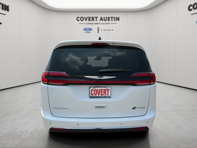 2023 Chrysler Pacifica Hybrid Touring L