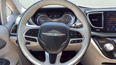 2018 Chrysler Pacifica Hybrid Limited