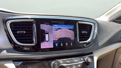 2018 Chrysler Pacifica Hybrid Limited