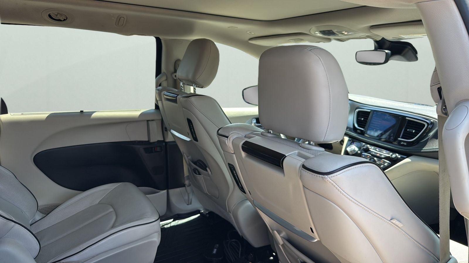 2018 Chrysler Pacifica Hybrid Limited