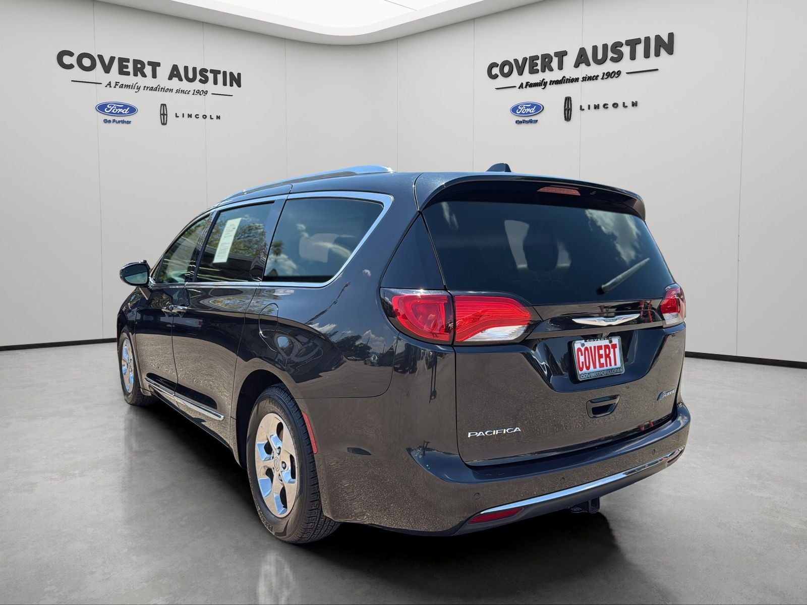2018 Chrysler Pacifica Hybrid Limited