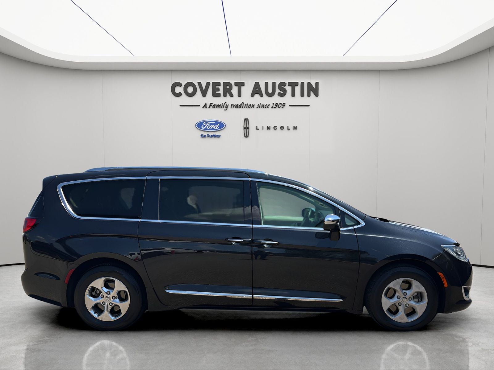 2018 Chrysler Pacifica Hybrid Limited
