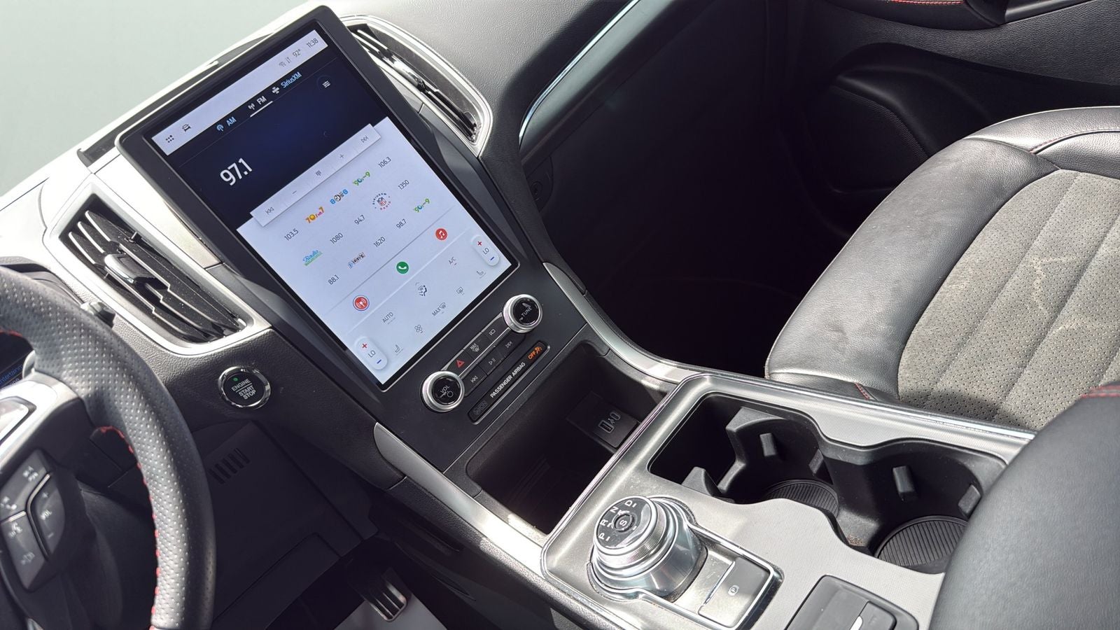 2023 Ford Edge ST Line