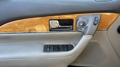 2015 Lincoln MKX Base