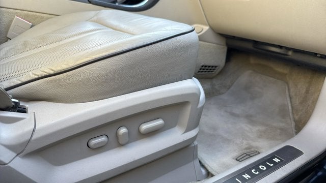 2015 Lincoln MKX Base