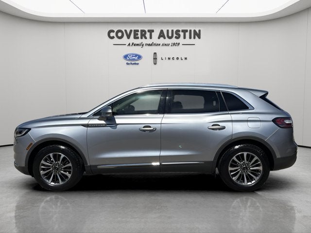 2022 Lincoln Nautilus Standard