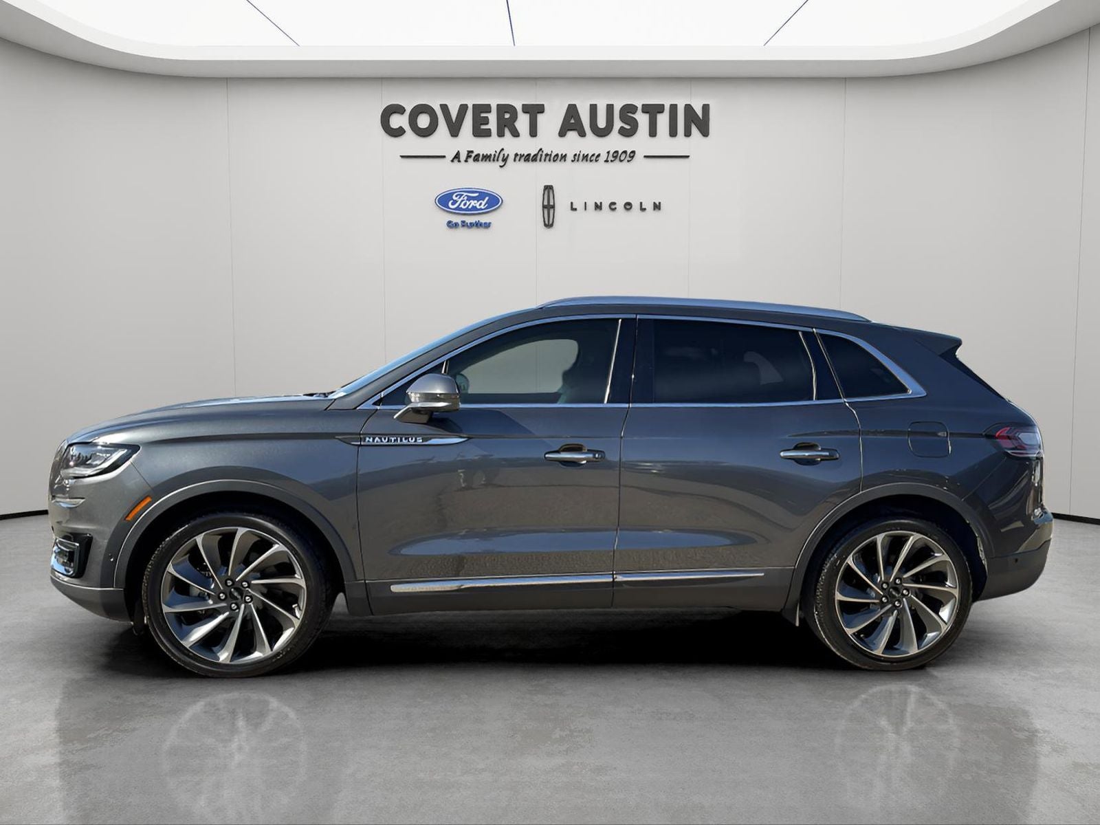 2020 Lincoln Nautilus Reserve