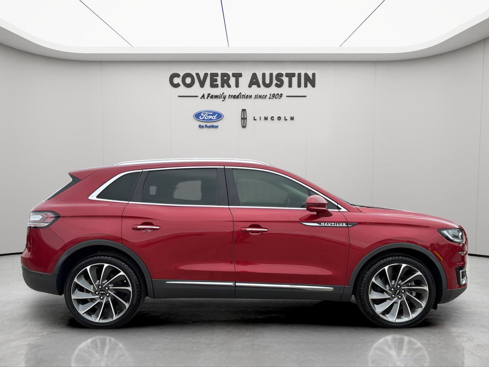 2020 Lincoln Nautilus Reserve