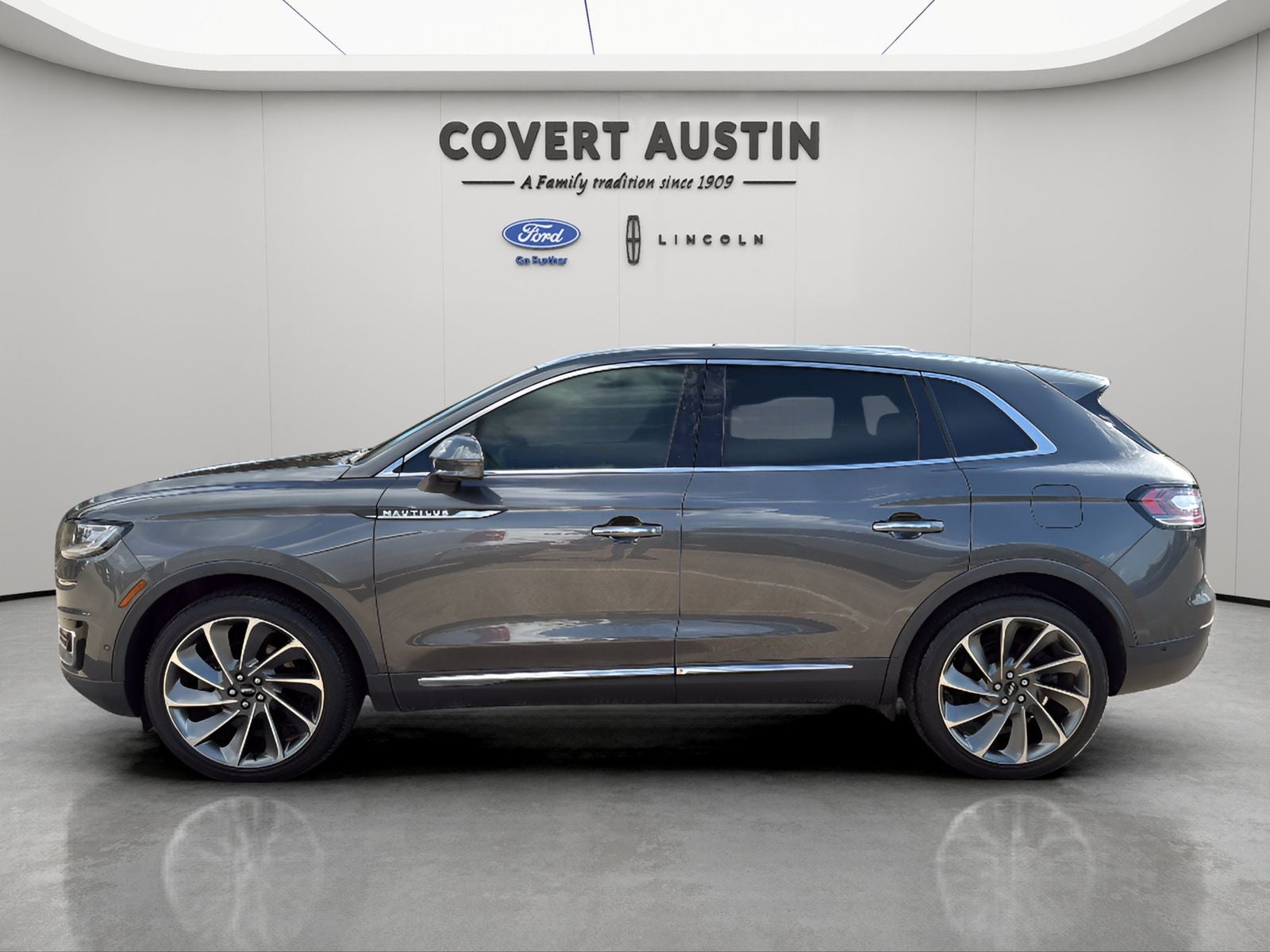 2020 Lincoln Nautilus Reserve