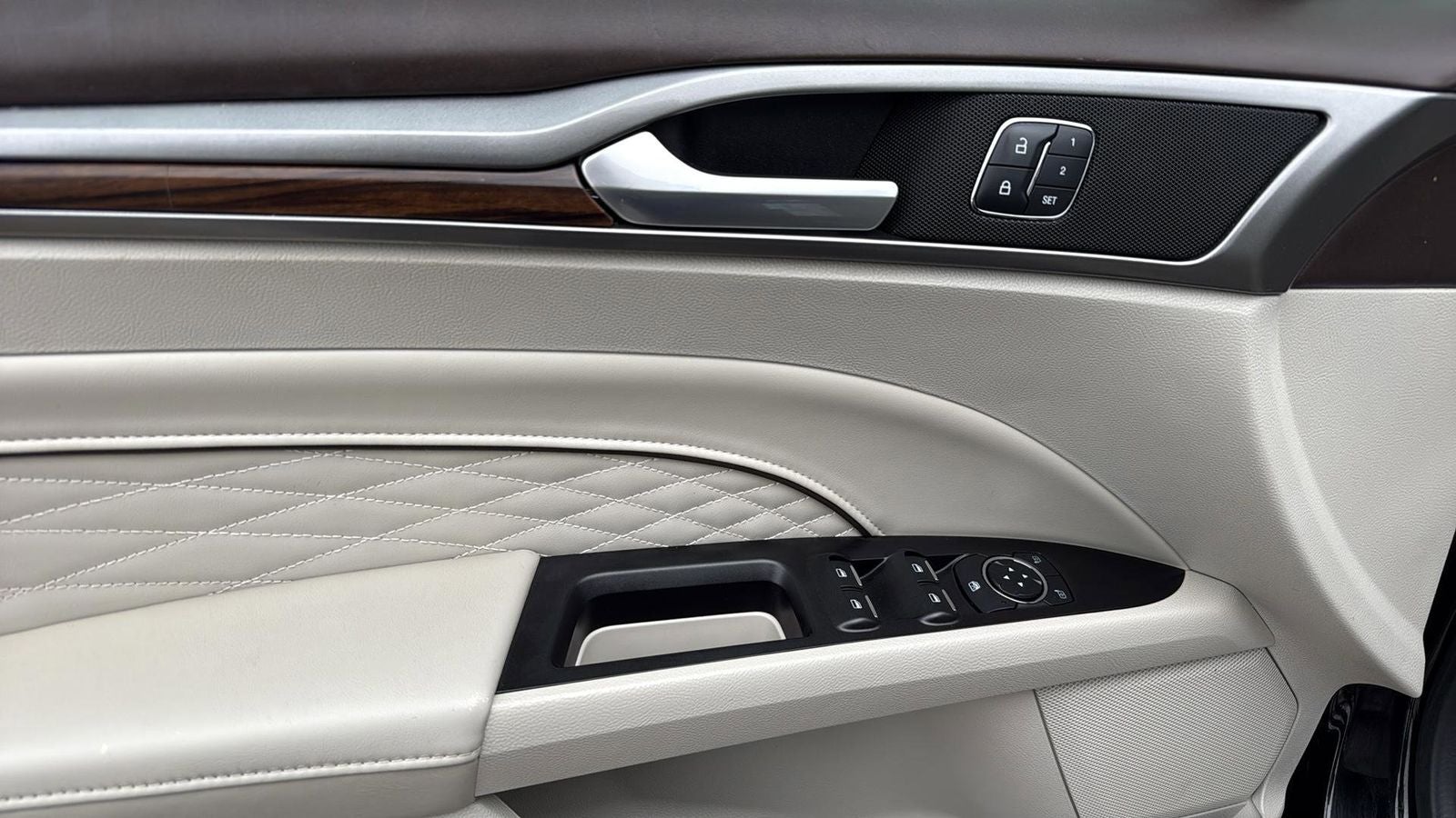 2017 Ford Fusion Platinum