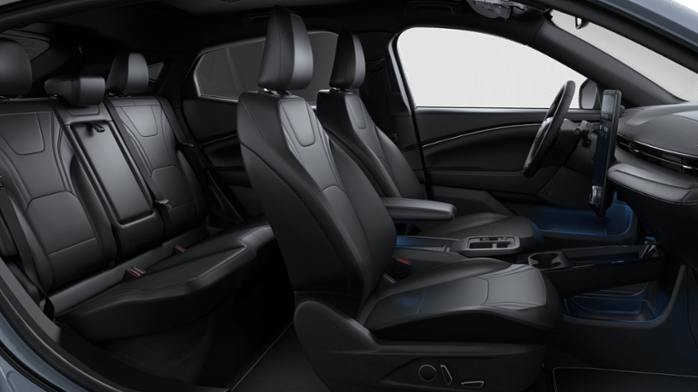 2026 Ford Mustang Mach-E Premium, photo 27