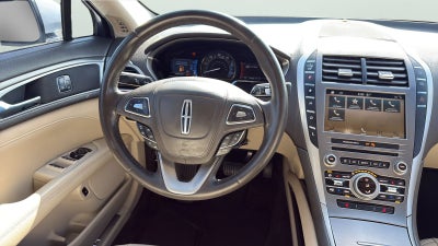 2017 Lincoln MKZ Hybrid Premiere